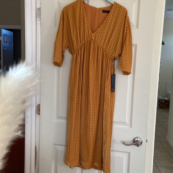 House of Harlow party dress - Picture 3 of 3